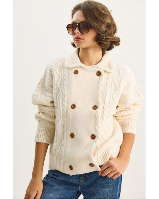 Bianco Lucci Natural Textured Ribbed Knit Cardigan With Button Closure