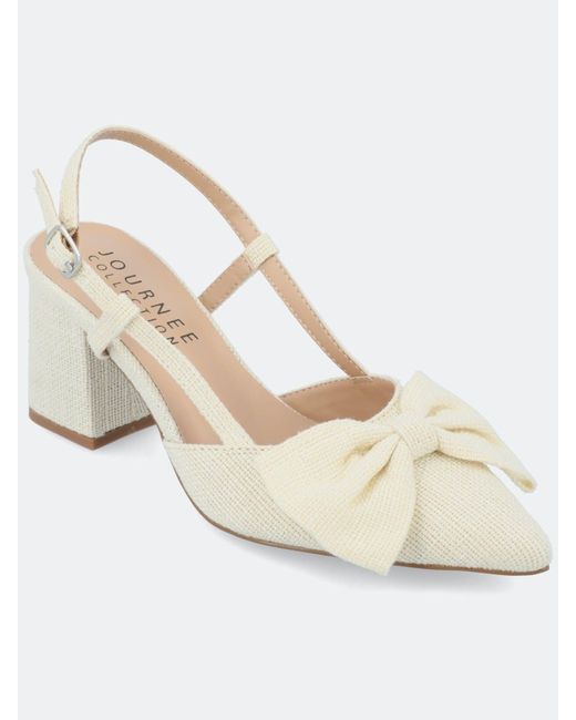 Journee Collection Tailynn Pumps in Natural Lyst