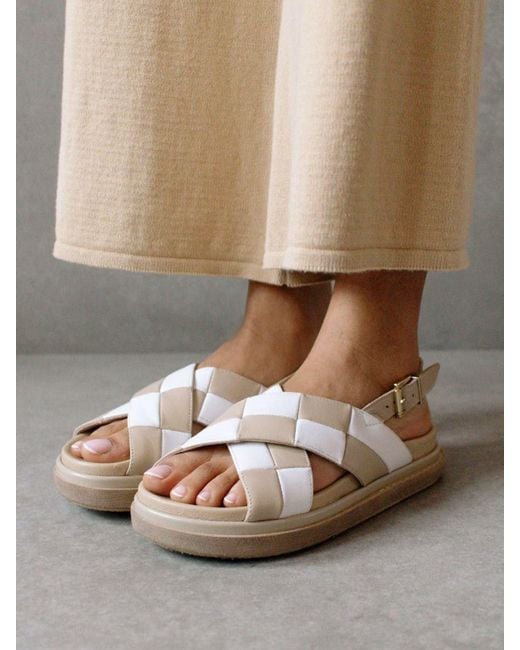 alohas marshmallow scacchi black & white