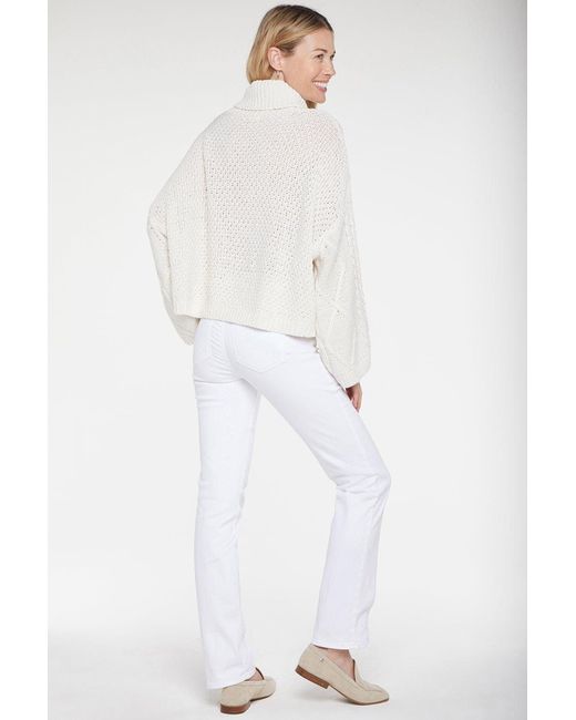 NYDJ Chunky Turtleneck Sweater in White | Lyst