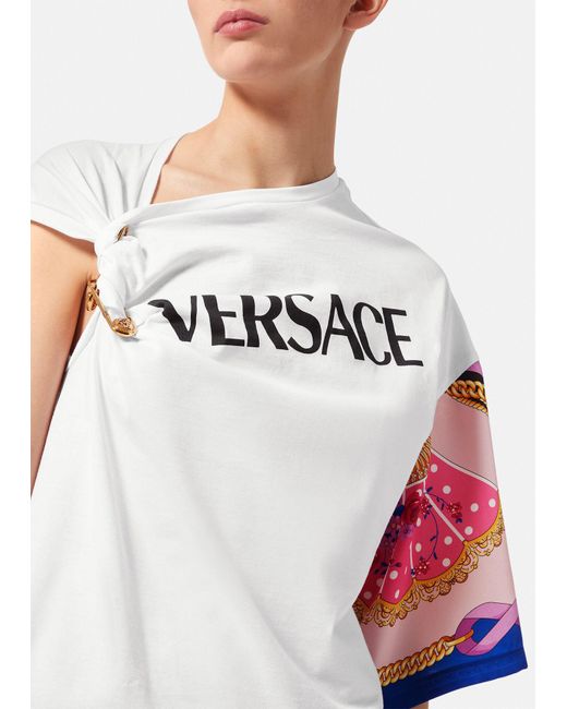 Womens Tops Versace Tops Versace i Ventagli Logo T-shirt in Black 