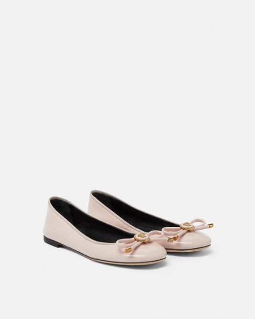 Versace White Ballerinas Aus Lackleder Opera Bow