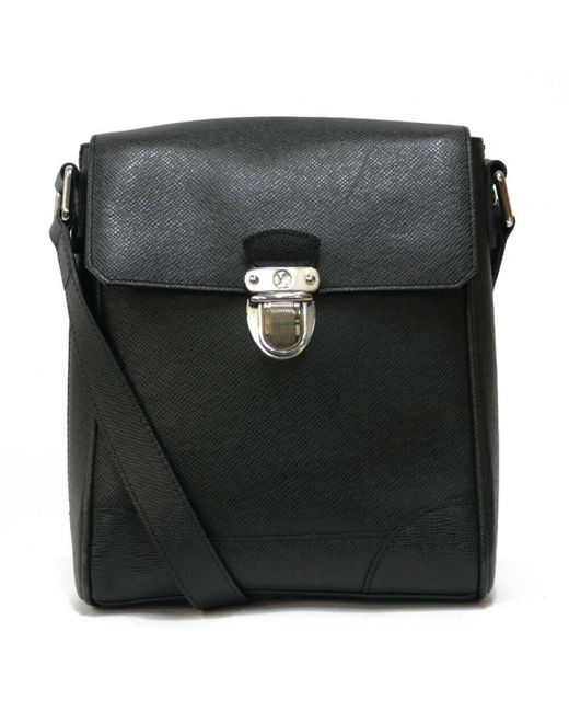 Louis Vuitton Leather Handbag in Black - Lyst