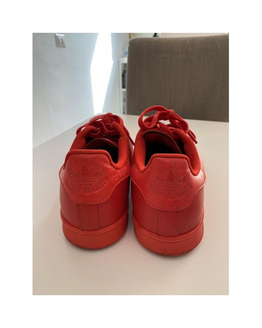 red stan smith trainers