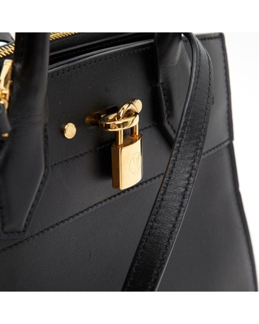Louis Vuitton Leather Crossbody Bag in Black - Lyst