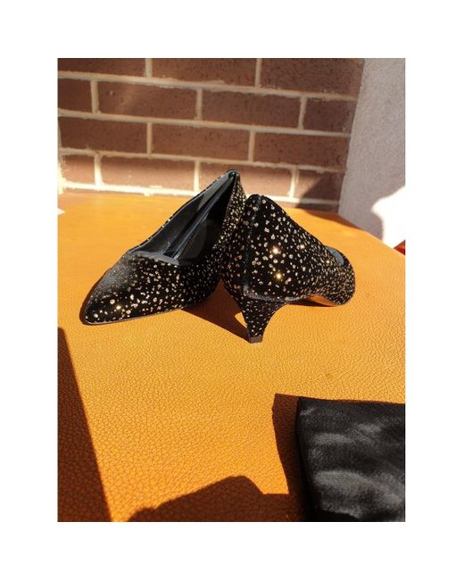 celine sharp pumps