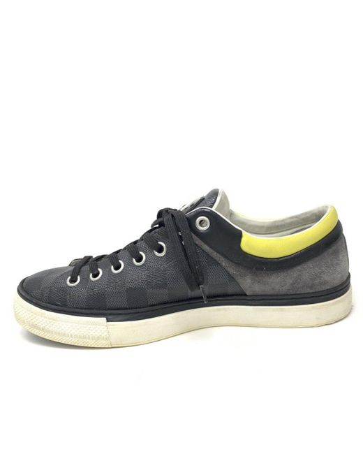 Louis Vuitton n Grey Leather Trainers in Gray for Men - Lyst