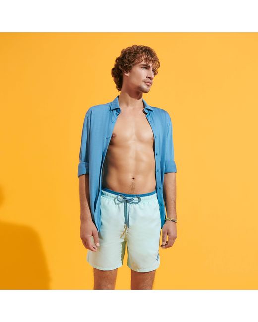 Vilebrequin Zweifarbige Solid Bicolore Badeshorts Für Herren in Blue für Herren