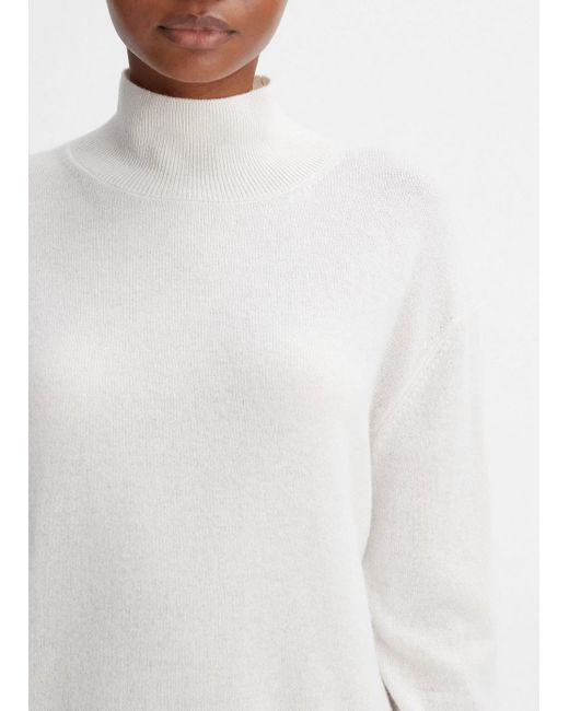 Vince Cashmere Weekend Turtleneck Sweater, White, Size M