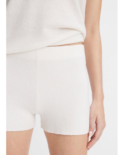 Vince Wool-blend Ribbed Shorts, White, Size M