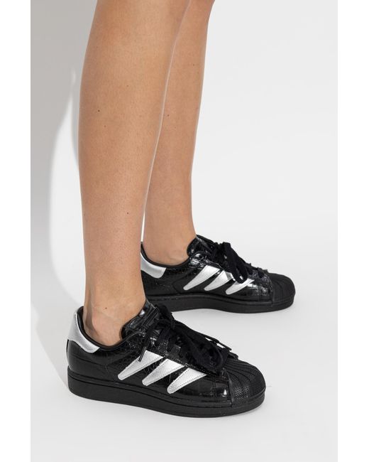 Adidas Originals Black Sports Shoes 'Superstar Ii W'