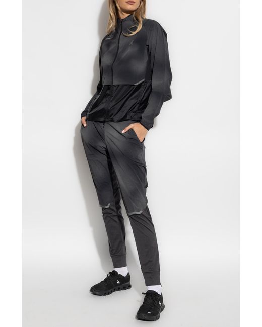 On Shoes Black Training Jacket Lumos