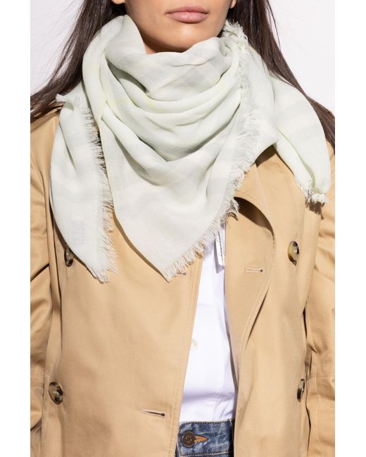 Burberry White Wool Scarf