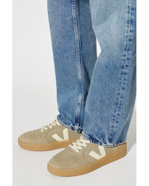 Veja Natural 'V-82 Ii' Sports Shoes for men
