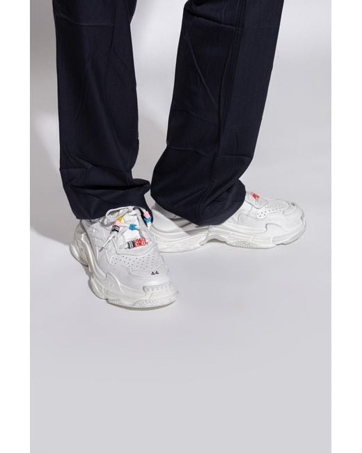 Balenciaga White Sports Shoes for men