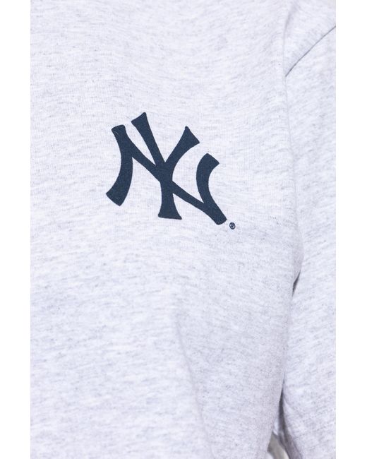 Sporty & Rich White T-Shirt From The "Yankees Serif Crewneck" Collection