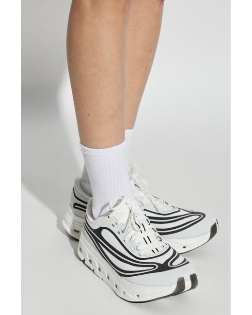 On Shoes White 'Cloudflow 5 Ad' Sports Shoes