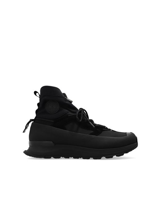 High top deals sneakers black