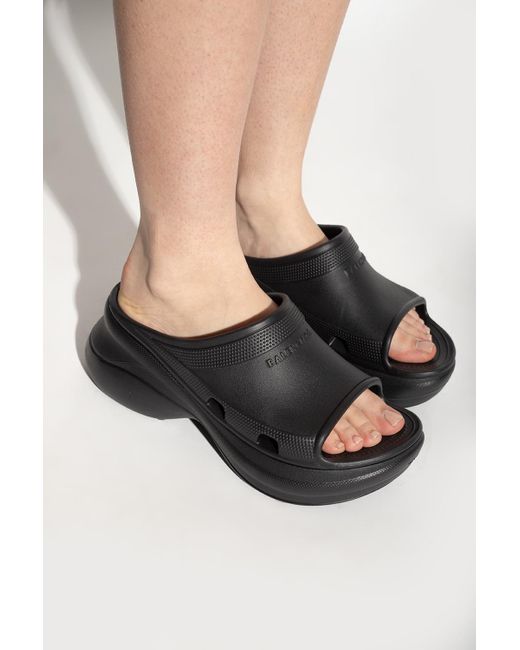 Balenciaga wedge crocs discount