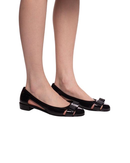 ferragamo vara jelly pumps