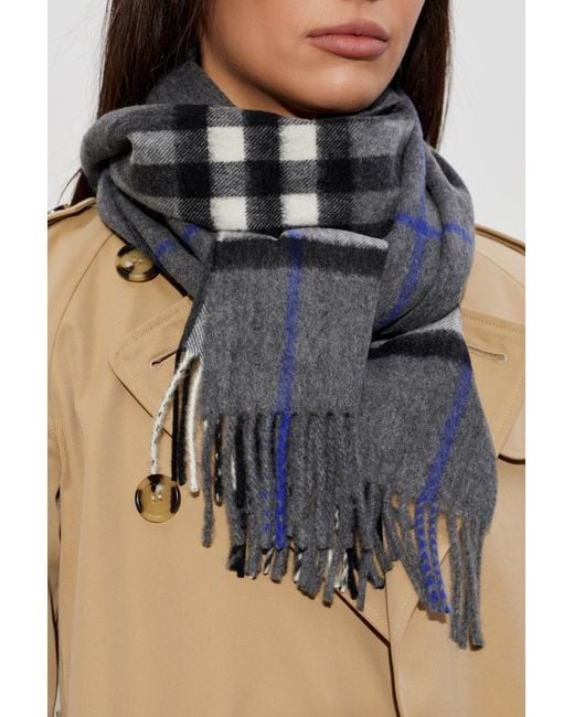 Burberry Black Wool Scarf "Giant