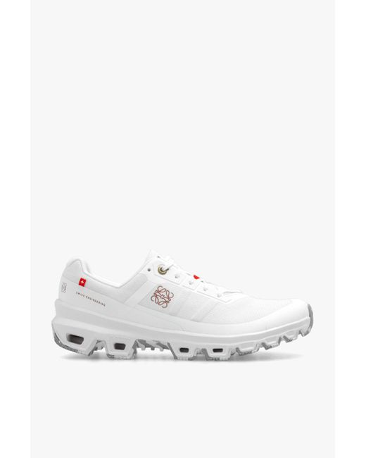 LOEWE ON 美品！白 Loewe X On in White | Lyst