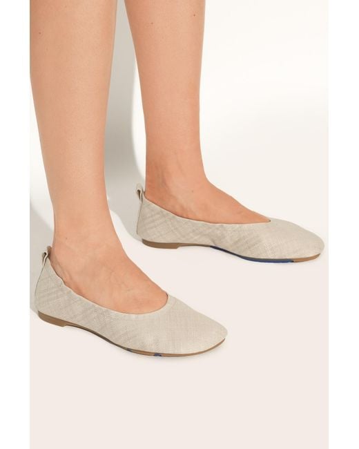 Burberry Women's Natural Ballet Flats With A Round Toe