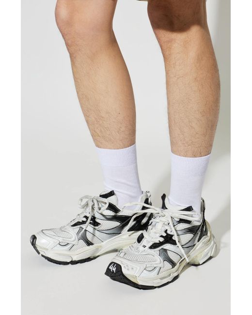 Balenciaga White 'Runner 2' Sports Shoes for men