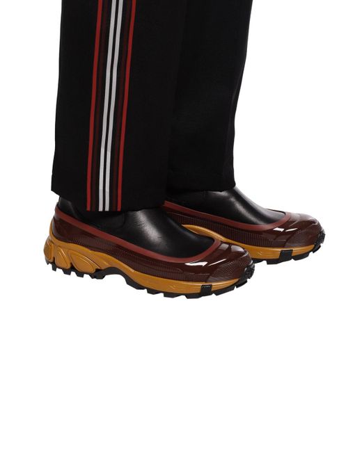 Burberry Black Contrast Sole Chelsea Boots for men