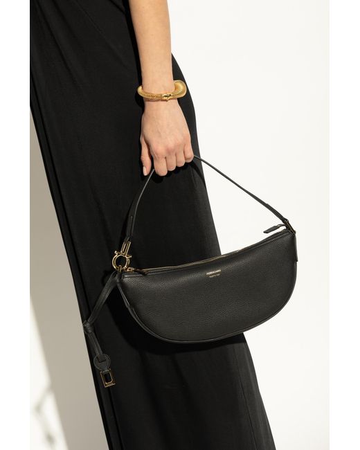 ショルダーバッグ・ポシェット FERRAGAMO Woman Shoulder bag Black 781694219816 007 FERRAGAMO Woman Shoulder bag Black 781694219816 007