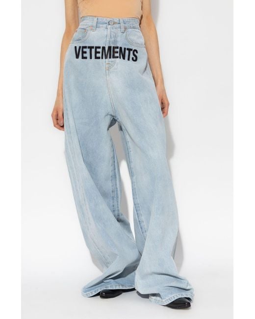 パンツ VETEMENTS  LOGO STRAIGHT LEG DENIM Vetements Logo-Print Straight-Leg Jeans | endource