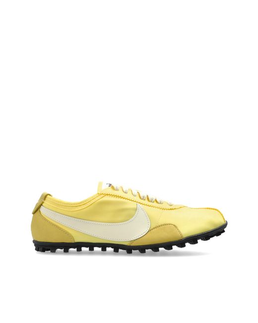 Nike Yellow 'Moon' Sports Shoes