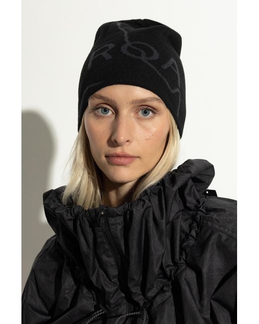Roa Black Cap With Wool Trim