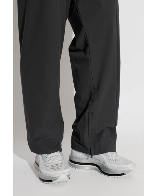 Nike White Pegasus Premium Sports Shoes for men