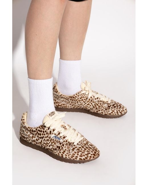 Autry Brown Sports Shoes "Windspin Low"