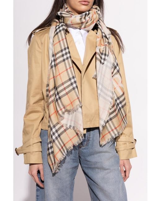 Burberry White Wool Scarf