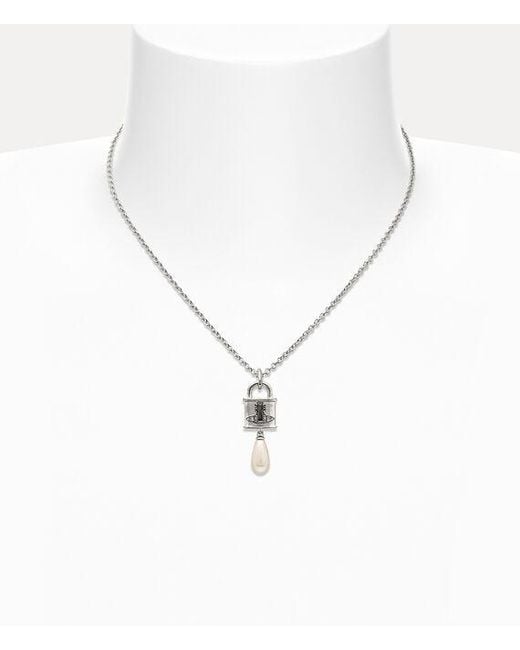 Vivienne Westwood White Celestia Small Pendant Necklace Swarovski Pearls