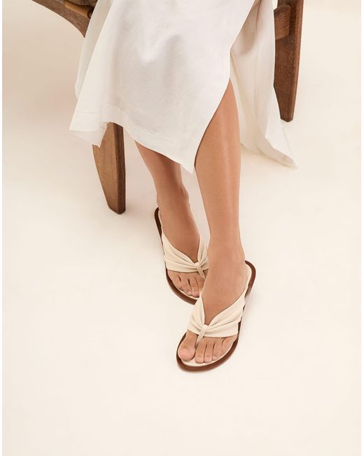 ViX Natural Dahila Mule