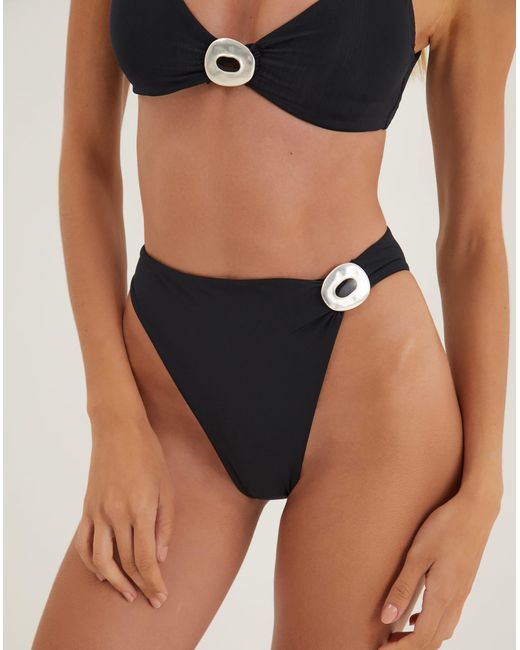 ViX Black Matte Sama Mayra Top