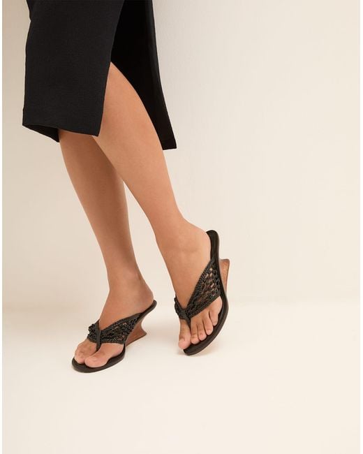 ViX Black Braided Dahila Mule