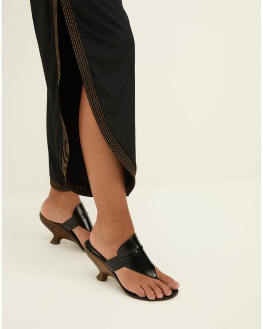 ViX Black Elly Sandals