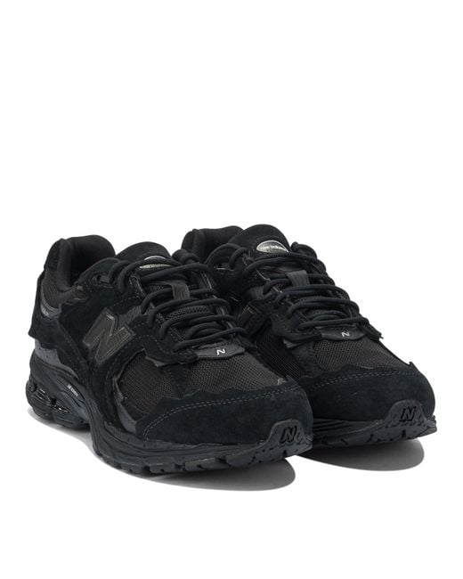 New Balance Black 2002Dx Protection Pack Sneakers & Slip-On for men