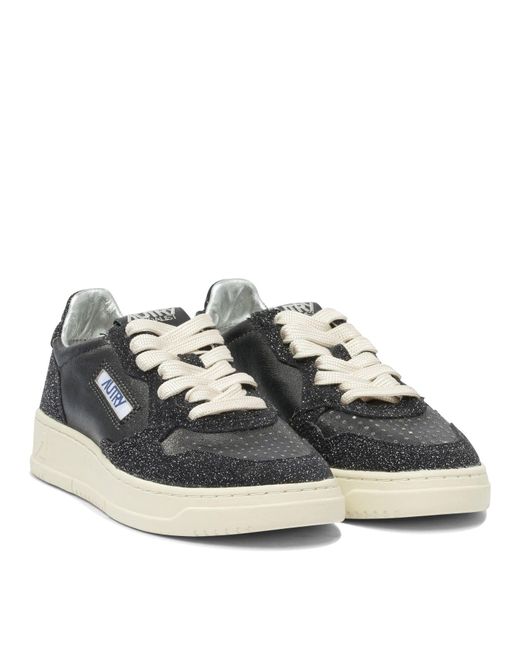 Medalist Low Sneakers & Slip-On Nero-Donna di Autry in Black
