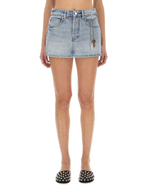 ショーツ ALEXANDER WANG REGENERATED DENIM SHORTS WITH CHAIN BELT Alexander Wang High Rise Skort With Chain Belt in Blue | Lyst