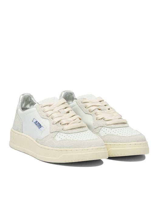 Medalist Low Sneakers & Slip-On Bianco-Donna di Autry in White