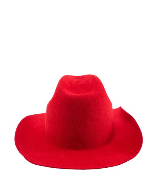 Cappello di Ruslan Baginskiy in Red