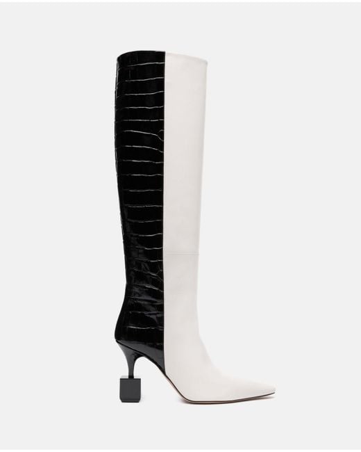 Jacquemus White Pointed Toe Boots