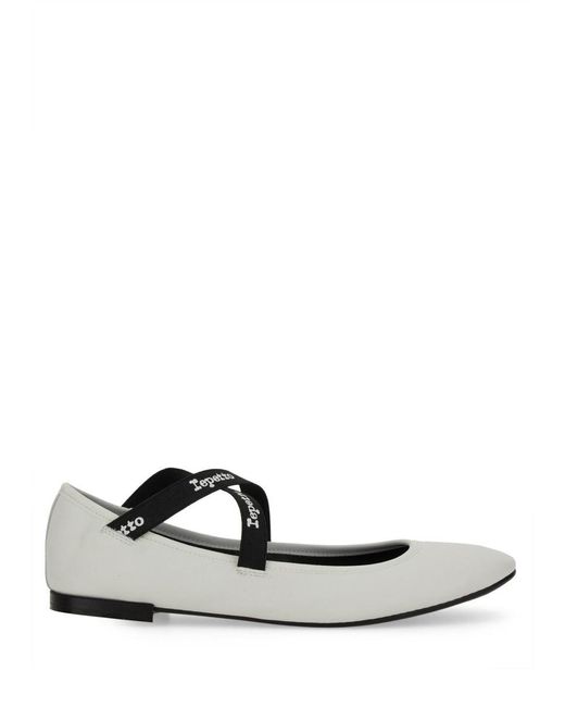 Dancer "Joana"-Donna di Repetto in White
