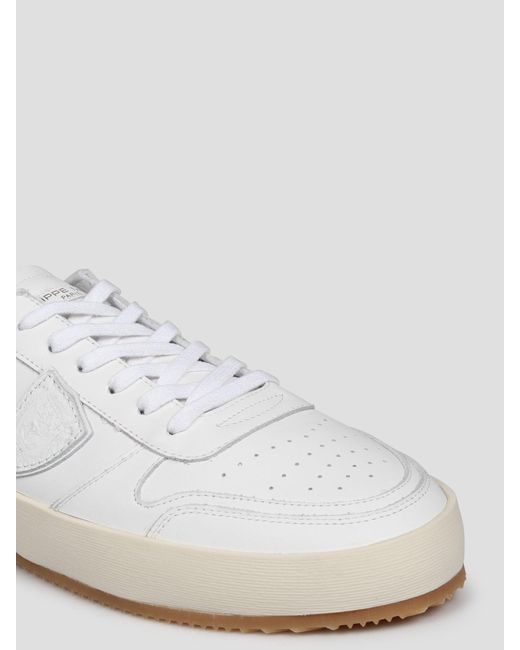 Nice low man sneakers di Philippe Model in White da Uomo