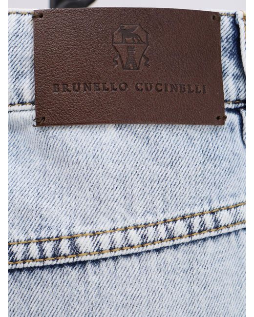 Jeans in cotone con patch logo posteriore in pelle di Brunello Cucinelli in Gray